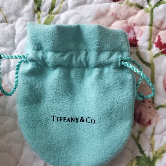 Tiffany T bangle - Picture 4 of 7